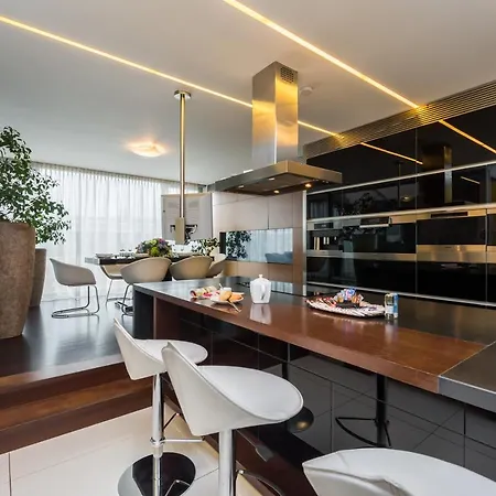 Apartament Empirent Rooftop Collection