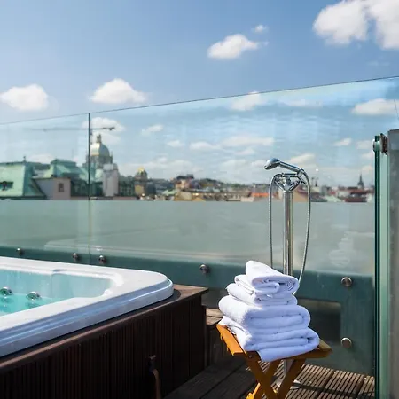 Apartment Empirent Rooftop Collection *